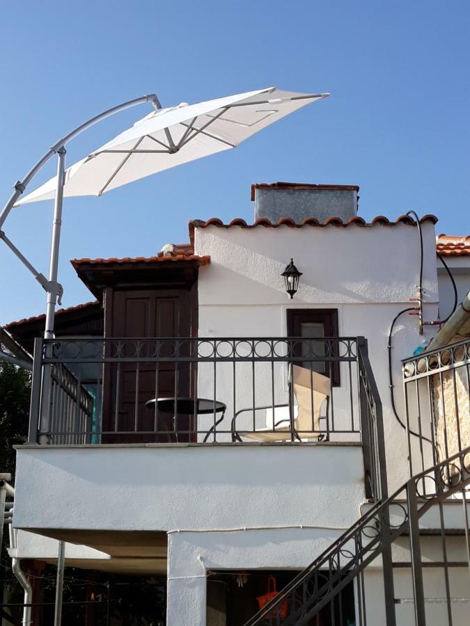 Atrium - Lafkos Villa Exterior photo