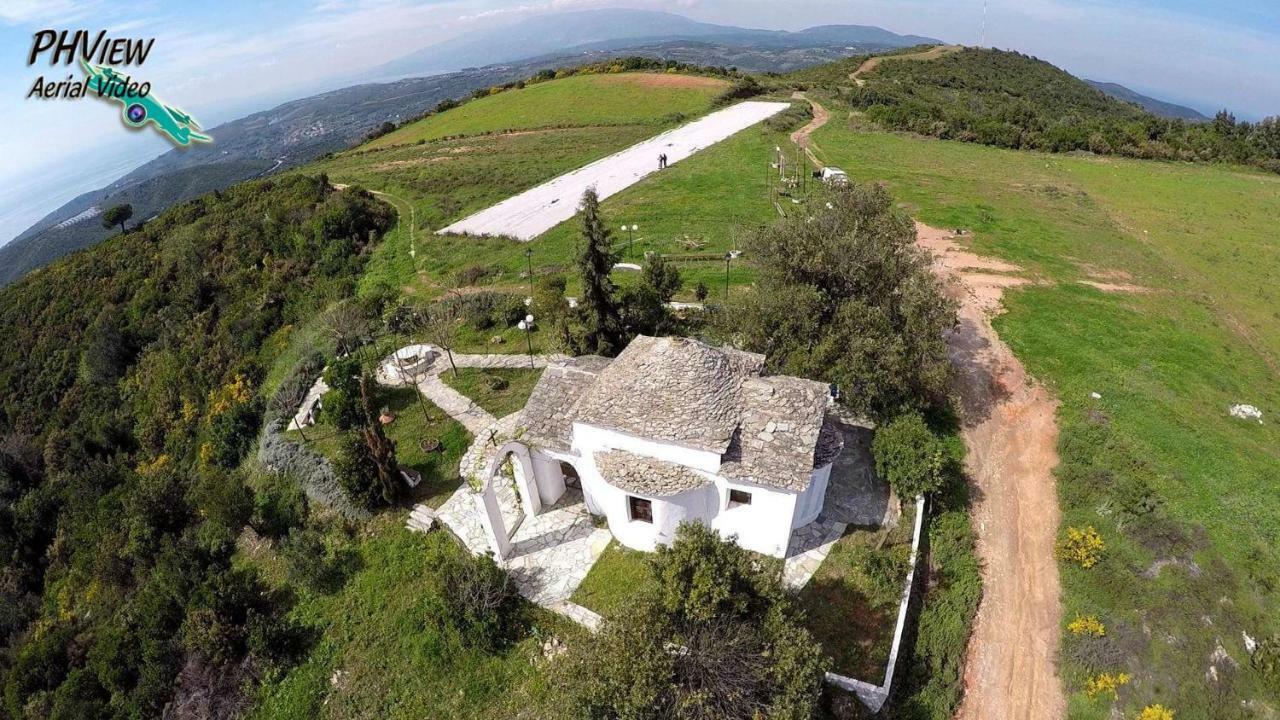 Atrium - Lafkos Villa Exterior photo